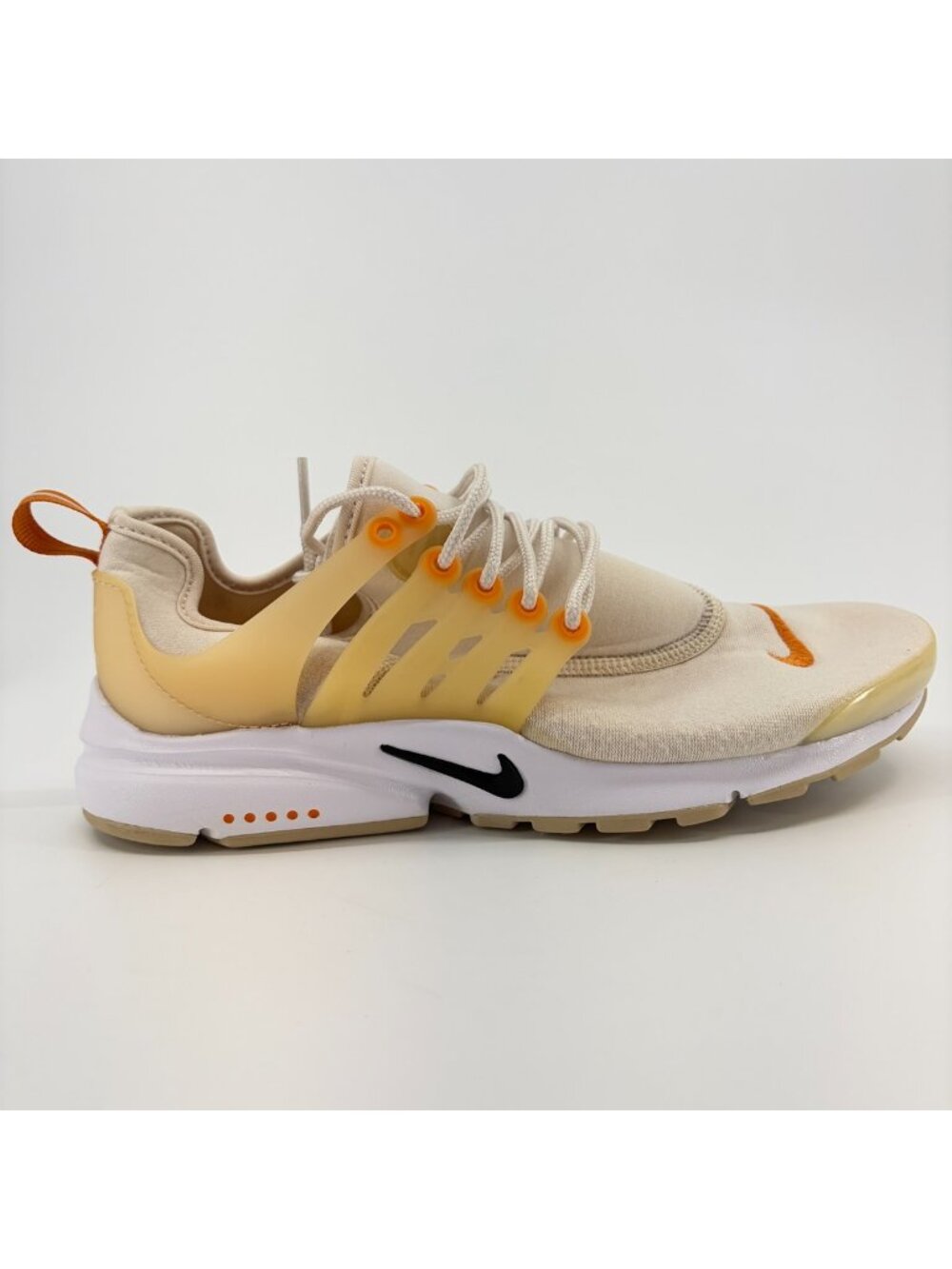 Nike Air Presto Sanddrift Light Curry Womens Size 8 Running Shoes Sneakers